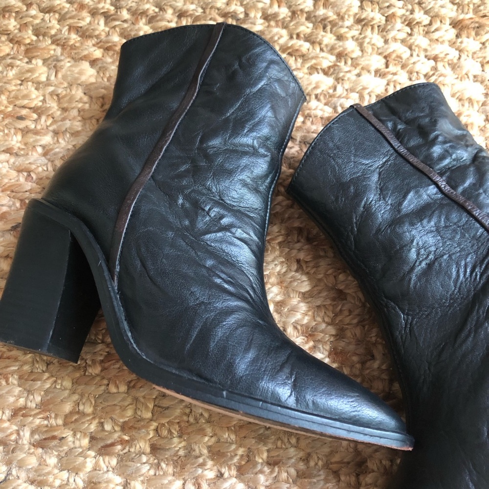 Free People Barclay Leather Boot. Size 37